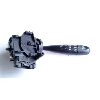 Recambio de mando limpia para toyota yaris (ncp1/nlp1/scp1) 1.0 linea luna referencia OEM IAM 173647 6473111 
