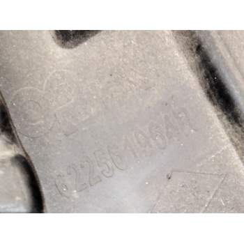 Recambio de rejilla delantera para renault grand scénic iv (r9_) 1.6 dci 130 referencia OEM IAM 22561964R  