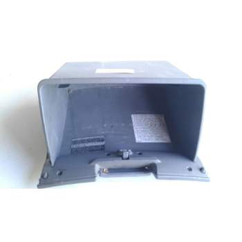 Recambio de guantera para toyota yaris (ncp1/nlp1/scp1) 1.0 linea luna referencia OEM IAM 5555052010  