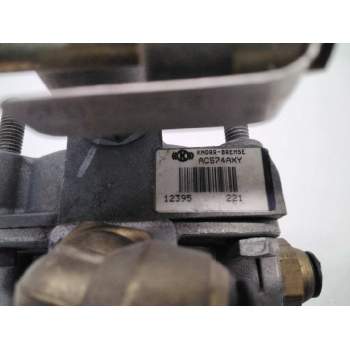 Recambio de valvula rele para nissan atleon referencia OEM IAM AC574AXY  