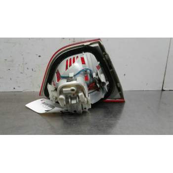 Recambio de piloto trasero derecho porton para bmw serie 3 berlina (e90) 318d referencia OEM IAM 7154156AI 218402 