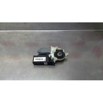 MOTOR ELEVALUNAS DELANTERO DERECHO 