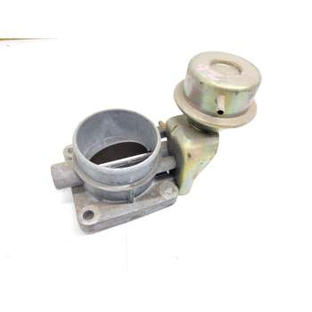 Recambio de cuerpo de mariposa para nissan serena (c23m) referencia OEM IAM 71425403  