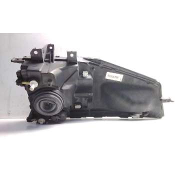 Recambio de faro derecho para renault maxity referencia OEM IAM 89317221 26010MB50A 