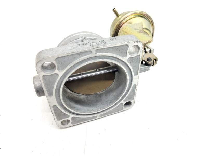 Recambio de cuerpo de mariposa para nissan serena (c23m) referencia OEM IAM 71425403  