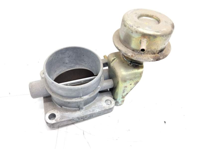 Recambio de cuerpo de mariposa para nissan serena (c23m) referencia OEM IAM 71425403  