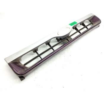 Recambio de rejilla delantera para ford maverick (ml) referencia OEM IAM 623100F100  