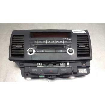 Recambio de panel control radio para mitsubishi lancer berlina (cy0) 1.8 16v cat referencia OEM IAM 8002A405XA  