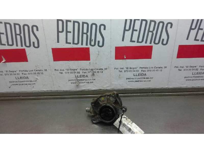 Recambio de depresor freno / bomba vacio para renault master desde ´98 2.2 diesel referencia OEM IAM 8200102535 LUK 