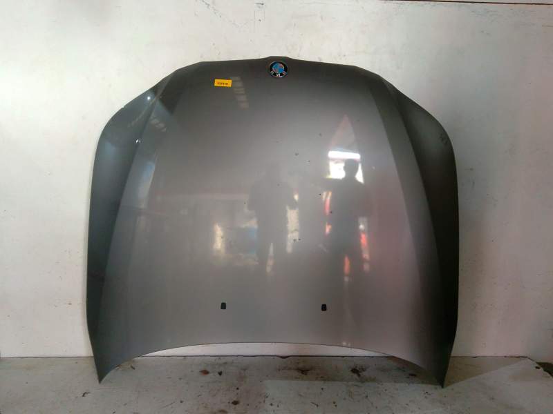Recambio de capot para bmw 5 (e60) 525 d referencia OEM IAM 41617111385  