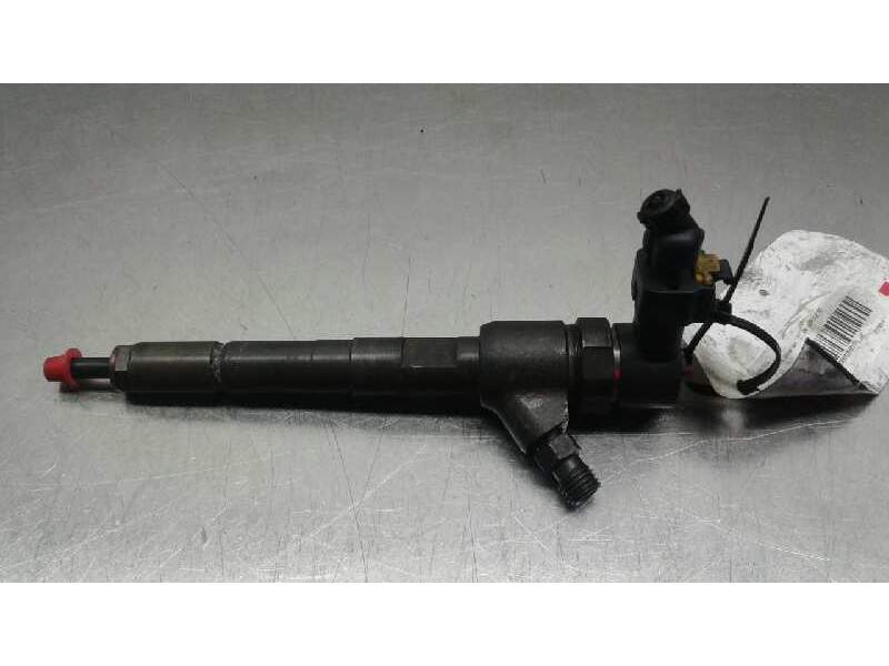 Recambio de inyector para opel corsa c corsavan referencia OEM IAM 0445110 083  