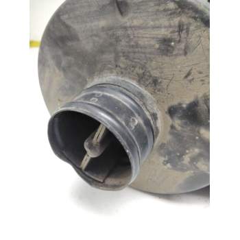 Recambio de caja filtro de aire para nissan trade referencia OEM IAM 16500G9805  