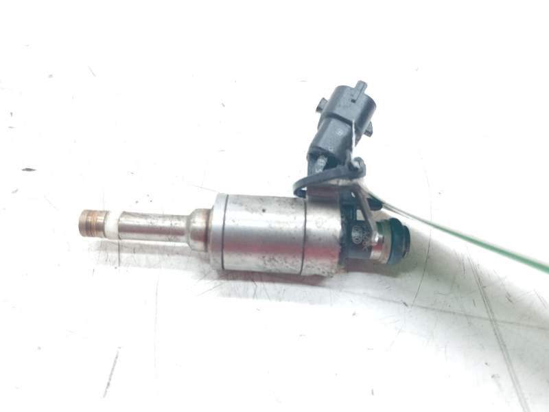 Recambio de inyector para ford galaxy (ca1) referencia OEM IAM 0261500129  