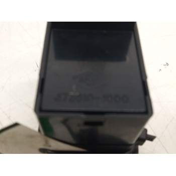 Recambio de mando elevalunas delantero derecho para kia sephia ll 1.5 cat referencia OEM IAM 4735101000  