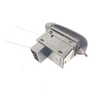 Recambio de mando elevalunas trasero derecho para kia sephia ll 1.5 cat referencia OEM IAM 4735101000  