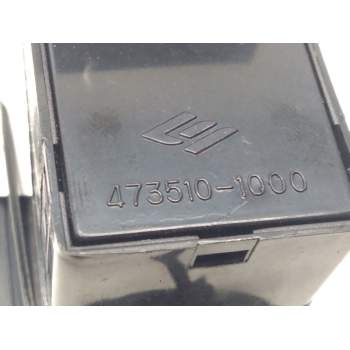 Recambio de mando elevalunas trasero derecho para kia sephia ll 1.5 cat referencia OEM IAM 4735101000  