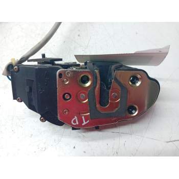 Recambio de cerradura puerta trasera derecha para kia sephia ll 1.5 cat referencia OEM IAM   