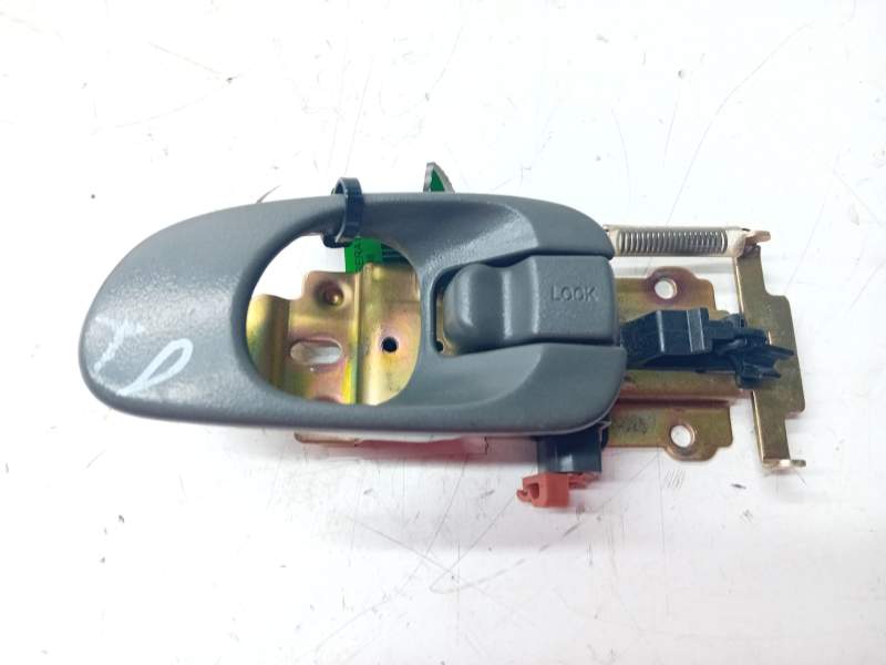 Recambio de maneta interior trasera derecha para kia sephia ll 1.5 cat referencia OEM IAM   
