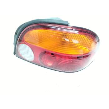 Recambio de piloto trasero derecho para kia sephia ll 1.5 cat referencia OEM IAM OK2A151140R  