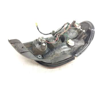 Recambio de piloto trasero derecho para kia sephia ll 1.5 cat referencia OEM IAM OK2A151140R  