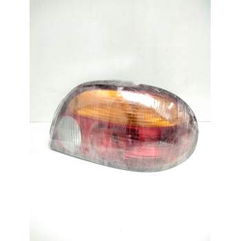 Recambio de piloto trasero derecho para kia sephia ll 1.5 cat referencia OEM IAM OK2A151140R  
