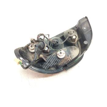 Recambio de piloto trasero izquierdo para kia sephia ll 1.5 cat referencia OEM IAM OK2A151140L  
