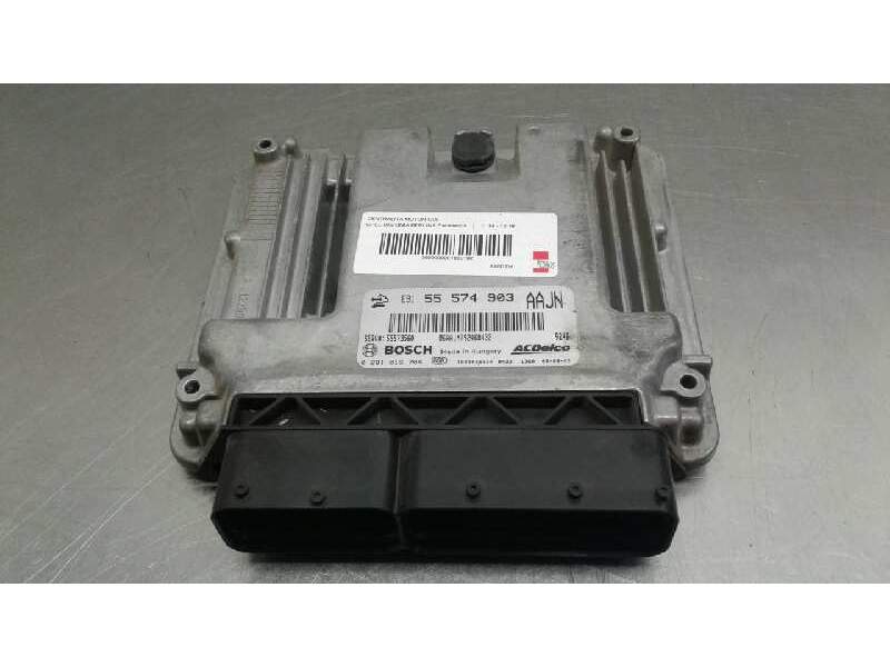 Recambio de centralita motor uce para opel insignia berlina excellence referencia OEM IAM 0281016704 155574903 55573560
