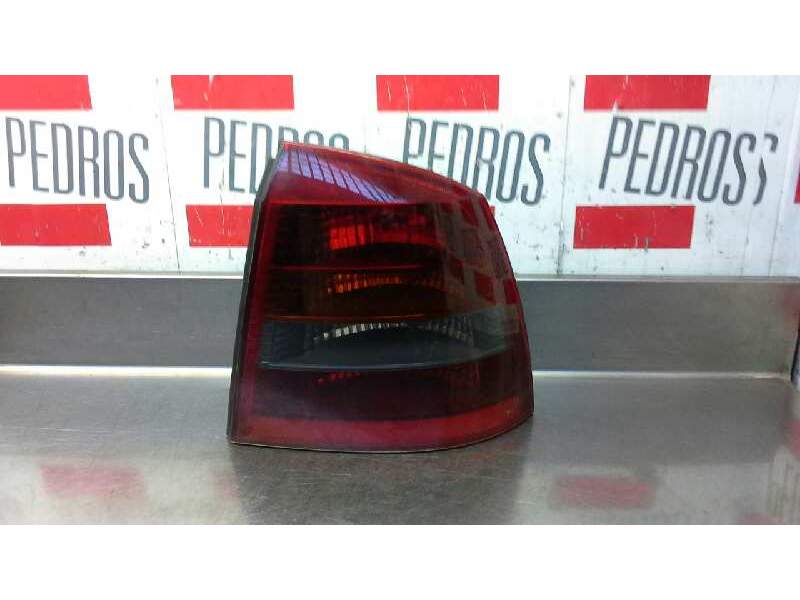 Recambio de piloto trasero derecho para opel astra g berlina edition referencia OEM IAM 13117093 09117265 180204
