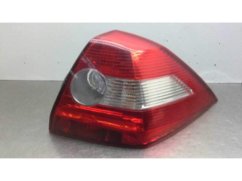 Recambio de piloto trasero izquierdo para renault megane ii classic berlina 1.5 dci diesel referencia OEM IAM 0200010200  