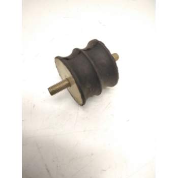 Recambio de soporte silenciador para nissan referencia OEM IAM SILENTBLOCK  
