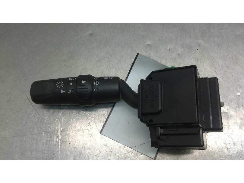 Recambio de mando luces para mazda 3 berlina (bk) 2.0 sportive kendo referencia OEM IAM 17D682  
