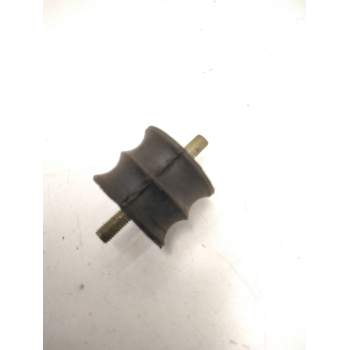 Recambio de soporte silenciador para nissan referencia OEM IAM SILENTBLOCK  