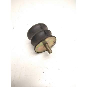 Recambio de soporte silenciador para nissan referencia OEM IAM SILENTBLOCK  