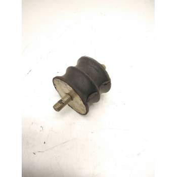 Recambio de soporte silenciador para nissan referencia OEM IAM SILENTBLOCK  