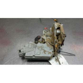 Recambio de cerradura puerta delantera izquierda para nissan primera berlina (p11) 2.0 turbodiesel cat referencia OEM IAM   
