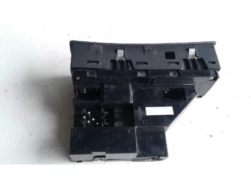 Recambio de mando elevalunas delantero derecho para bmw x5 (e53) 3.0d referencia OEM IAM 61316962507 6925697 
