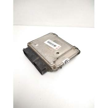 Recambio de centralita motor uce para chevrolet epica lt referencia OEM IAM 0281016721 96930401 5100360017