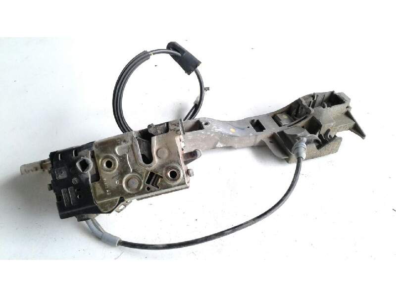 Recambio de cerradura puerta delantera derecha para citroën c4 berlina vtr plus referencia OEM IAM 9136ES  