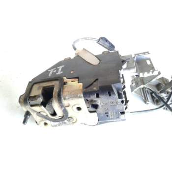 Recambio de cerradura puerta trasera izquierda para citroën c4 berlina vtr plus referencia OEM IAM 9137Q2  