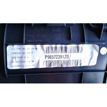 Recambio de cuadro instrumentos para citroën c4 berlina vtr plus referencia OEM IAM 6106WA  