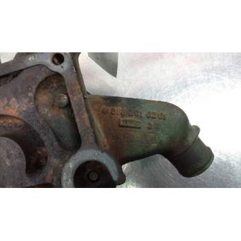 Recambio de bomba agua para mercedes-benz 814 caja cerrada frigorifico referencia OEM IAM 3662010201  