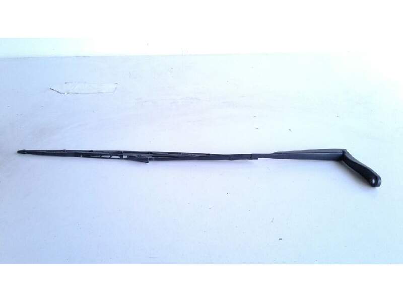 Recambio de brazo limpia delantero derecho para opel movano b pritsche/kipper/koffer 2.3 cdti referencia OEM IAM   