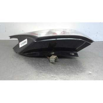 Recambio de piloto trasero derecho para renault scenic ii 1.9 dci diesel referencia OEM IAM HU156TB  
