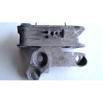 SOPORTE MOTOR DERECHO SUPERIOR 112108180 