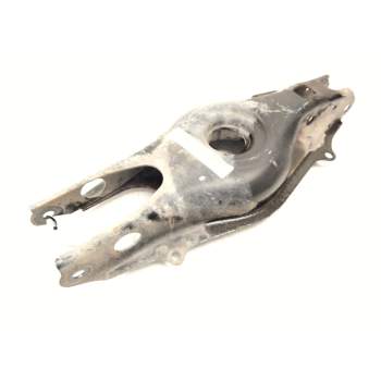 BRAZO SUSPENSION INFERIOR TRASERO DERECHO A2043503506 