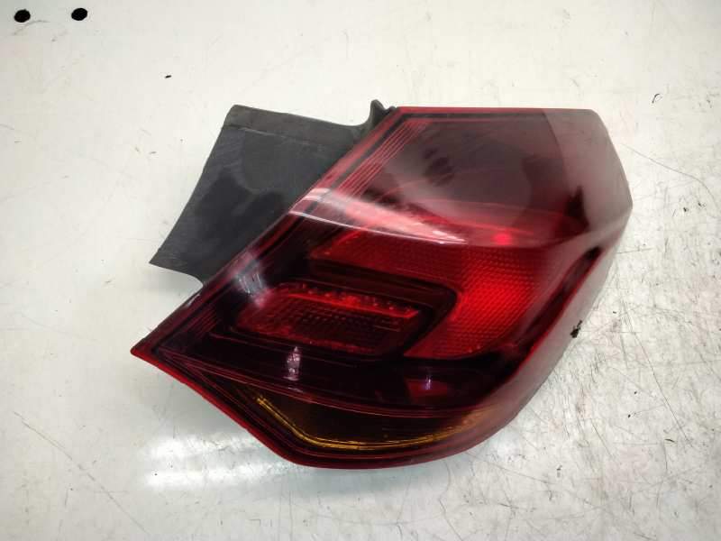Recambio de piloto trasero derecho para opel astra j lim. cosmo referencia OEM IAM 21652202  