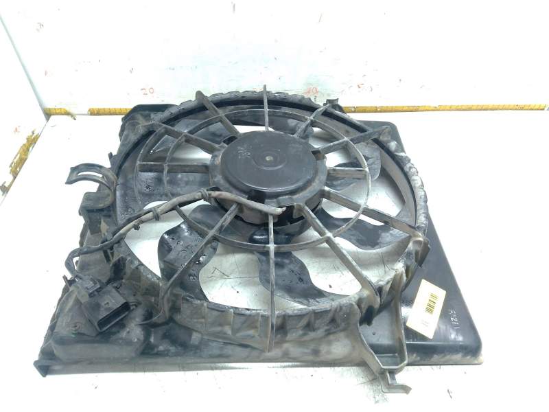 Recambio de electroventilador para hyundai i30 (fd) 1.6 crdi referencia OEM IAM 253801H600  