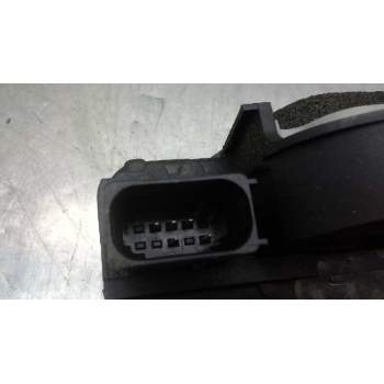 Recambio de cerradura puerta trasera derecha para opel insignia berlina 2.0 cdti referencia OEM IAM   