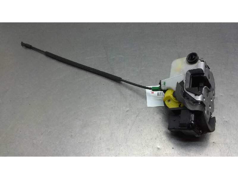 Recambio de cerradura puerta trasera izquierda para opel insignia berlina 2.0 cdti referencia OEM IAM   