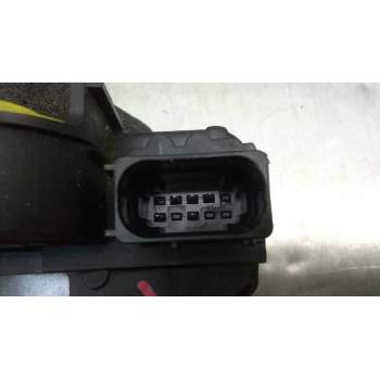 Recambio de cerradura puerta trasera izquierda para opel insignia berlina 2.0 cdti referencia OEM IAM   